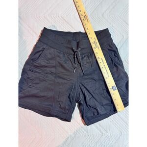 Northface, hiking shorts, black women's size small‎